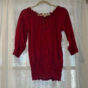 Sauci red top for women’s size Large